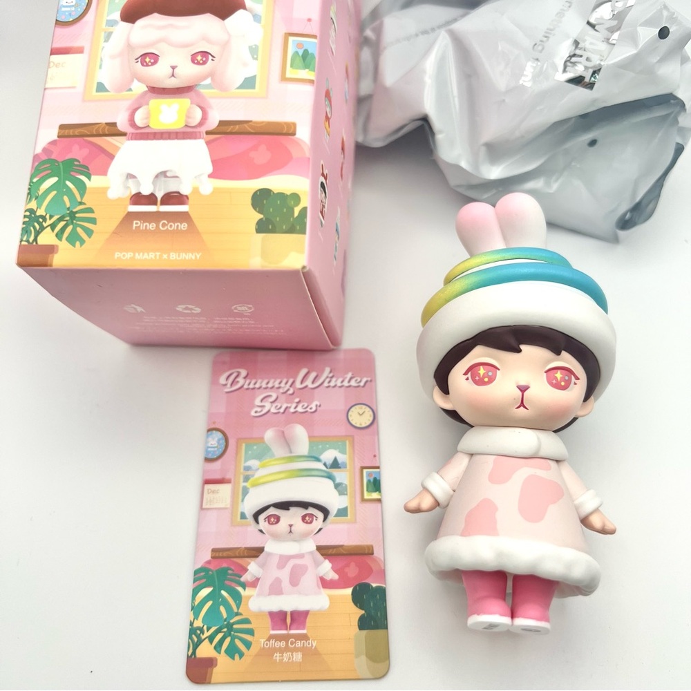 Pop Mart TOFFEE CANDY Bunny Winter Series Open Blind Box New